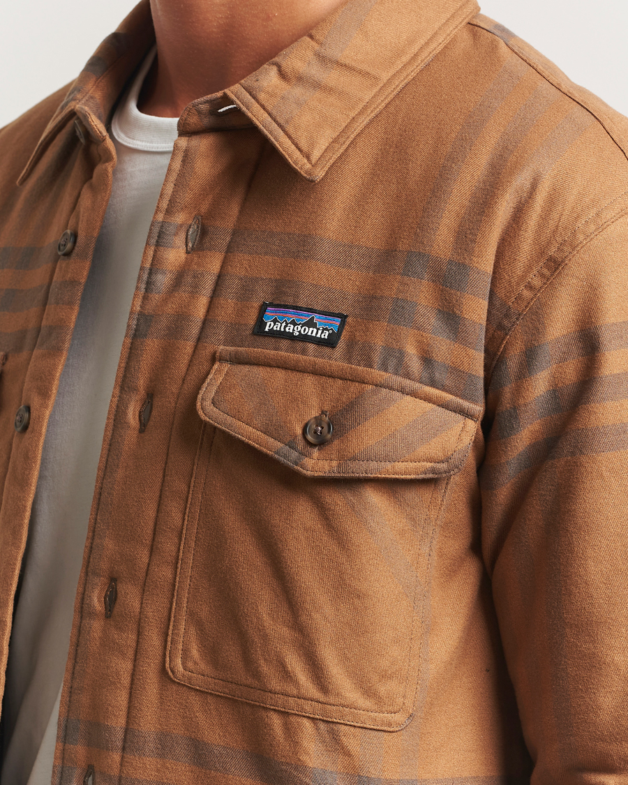 Mies | Kauluspaidat | Patagonia | Lightweigt Insulated Fjord Flannel Shirt Deer Brown