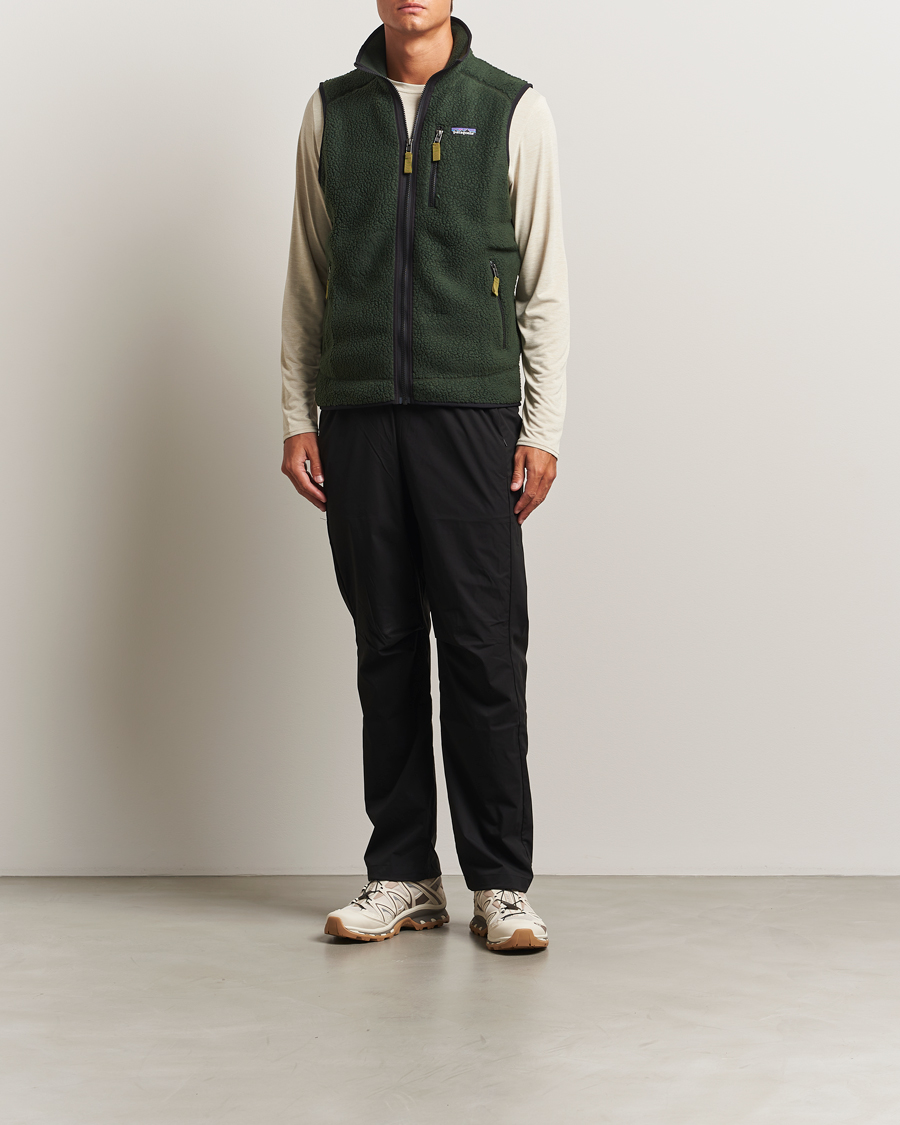 Mies | Puserot | Patagonia | Retro Pile Vest Old Growth Green