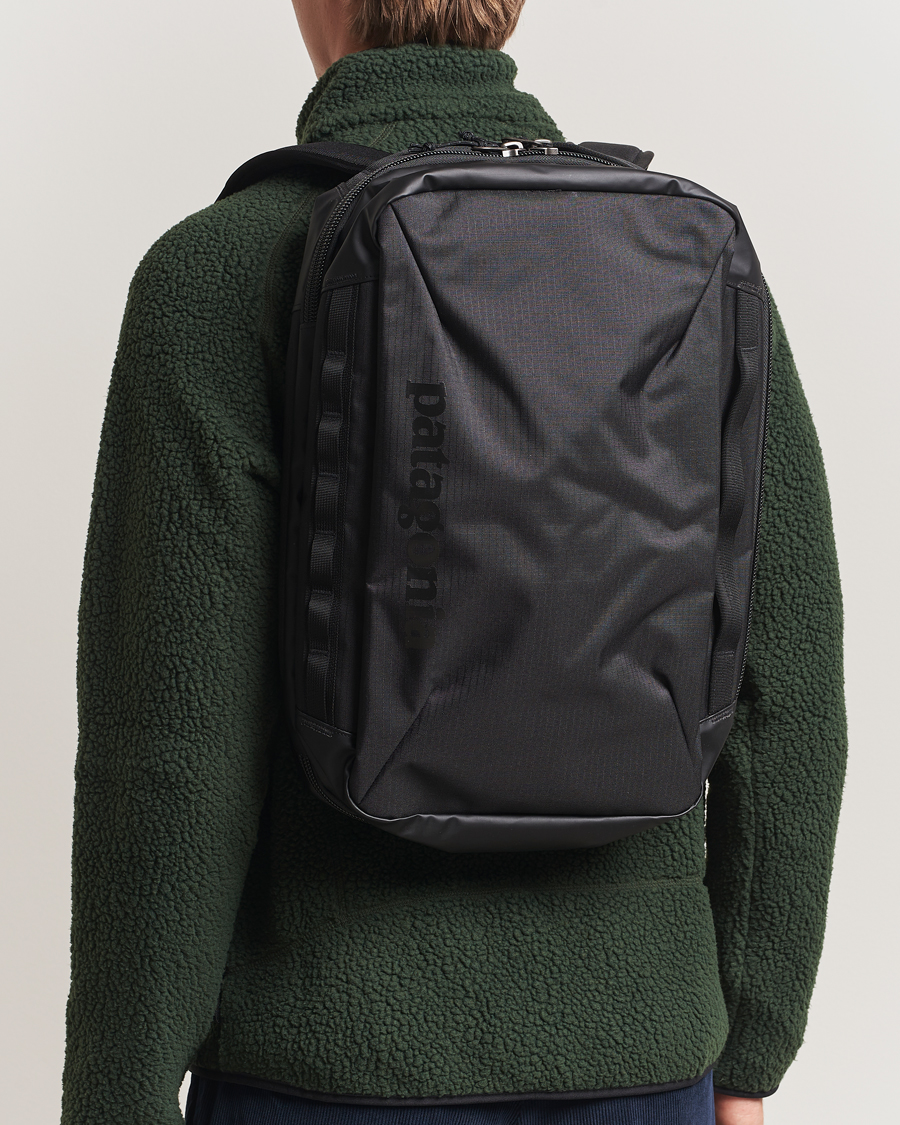 Mies | Patagonia Black Hole Micro MLC Black | Patagonia | Black Hole Micro MLC Black