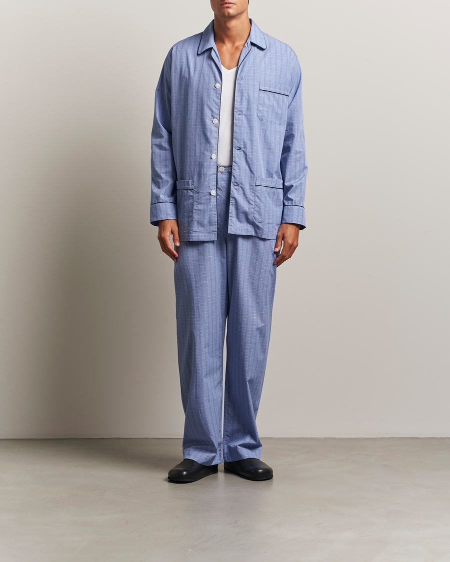 Mies | Yöpuvut ja kylpytakit | Derek Rose | Piped Cotton Pyjama Set Light Blue