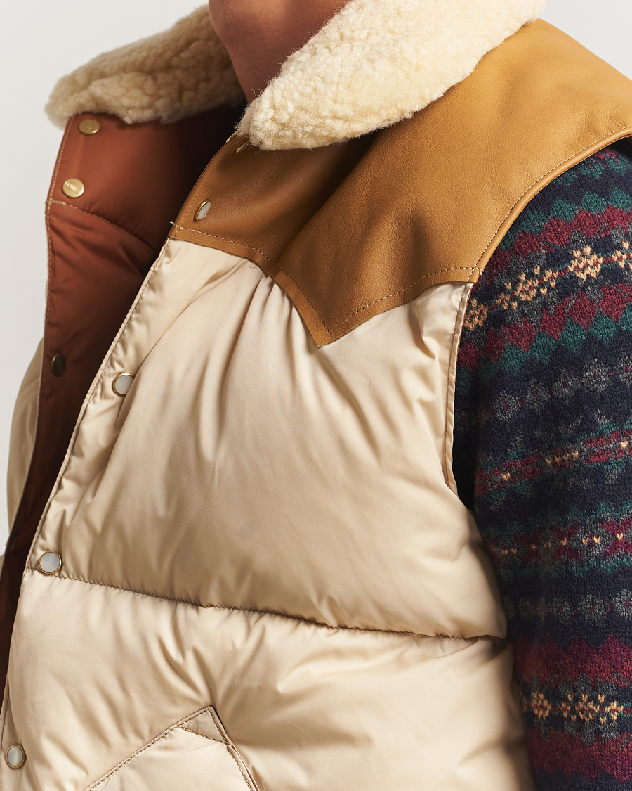 Mies | Ulkoliivit | Rocky Mountain Featherbed | Christy Vest Light Beige
