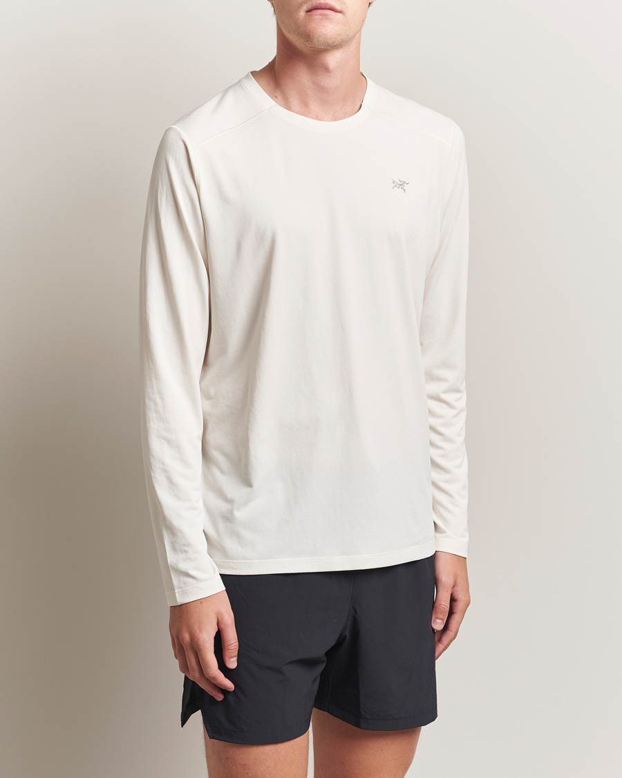 Mies | T-paidat | Arc'teryx | Cormac Long Sleeve T-Shirt Arctic Silk Heather