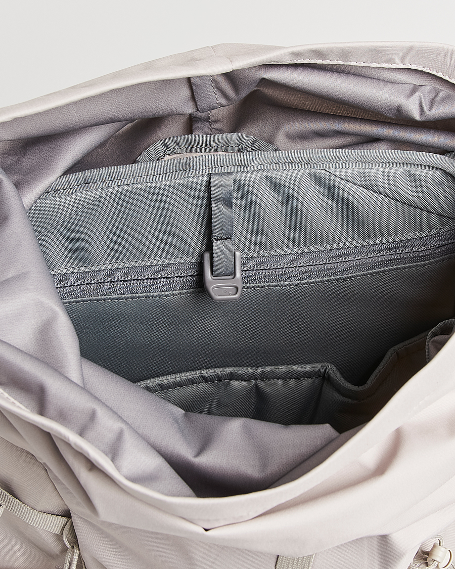 Mies | Houdini Houdini x Osprey Allt 20L Backpack Sandstorm | Houdini | x Osprey Allt 20L Backpack Sandstorm