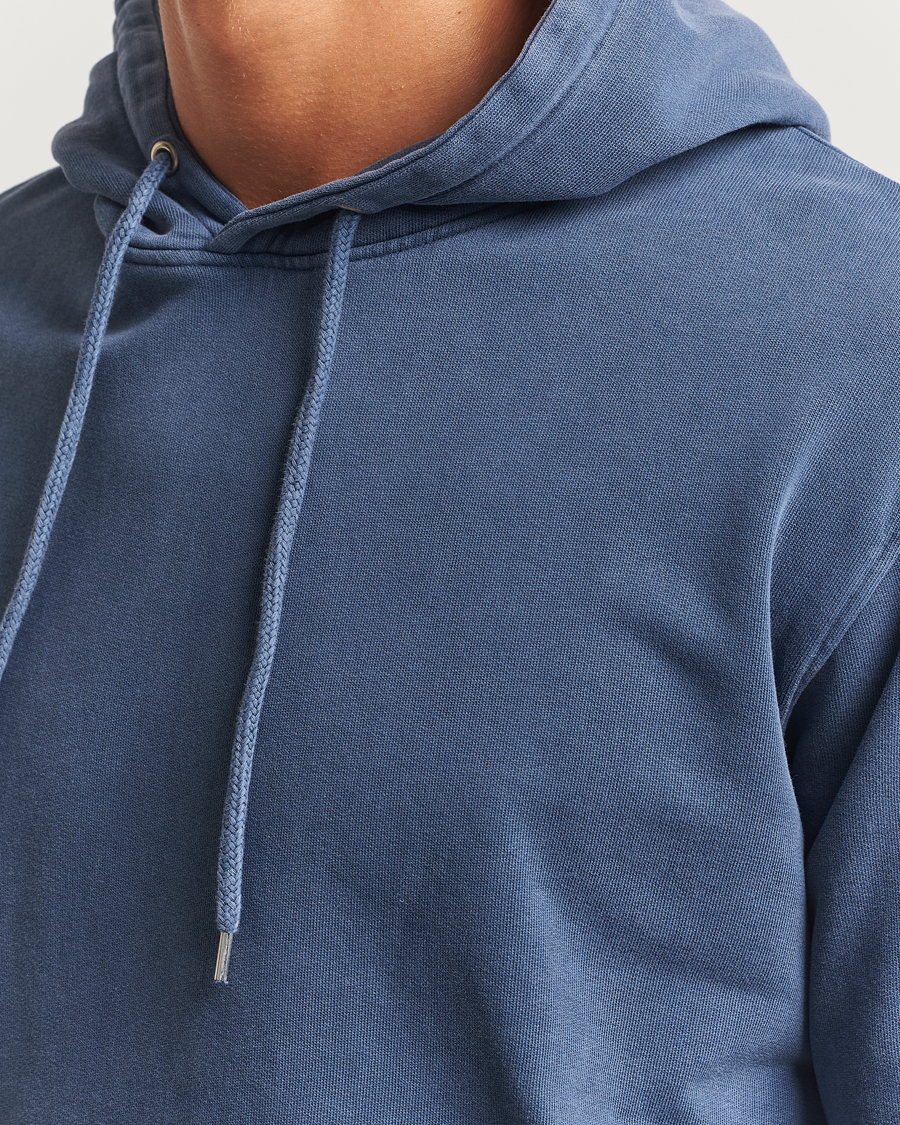 Mies | Puserot | Colorful Standard | Classic Organic Hood Neptune Blue