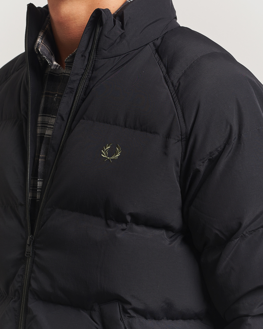 Mies | Takit | Fred Perry | Raglan Padded Down Jacket Black