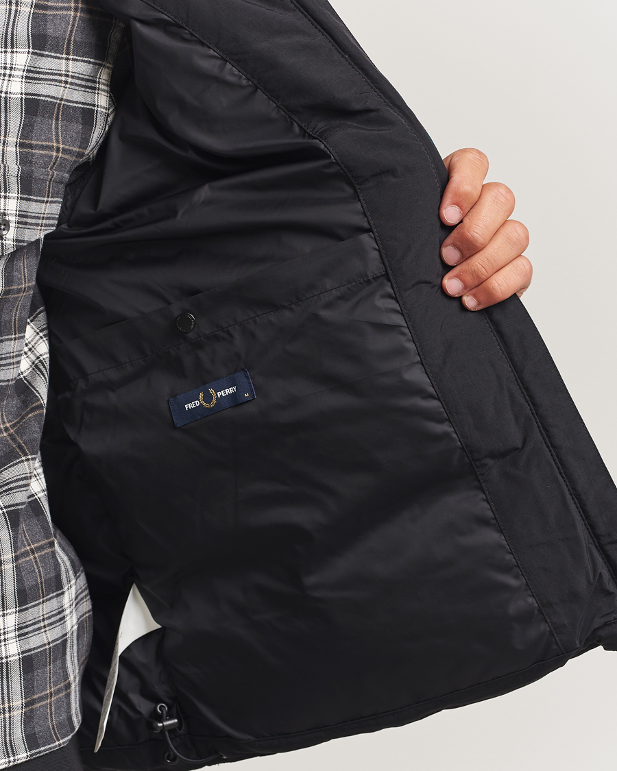 Mies | Takit | Fred Perry | Raglan Padded Down Jacket Black