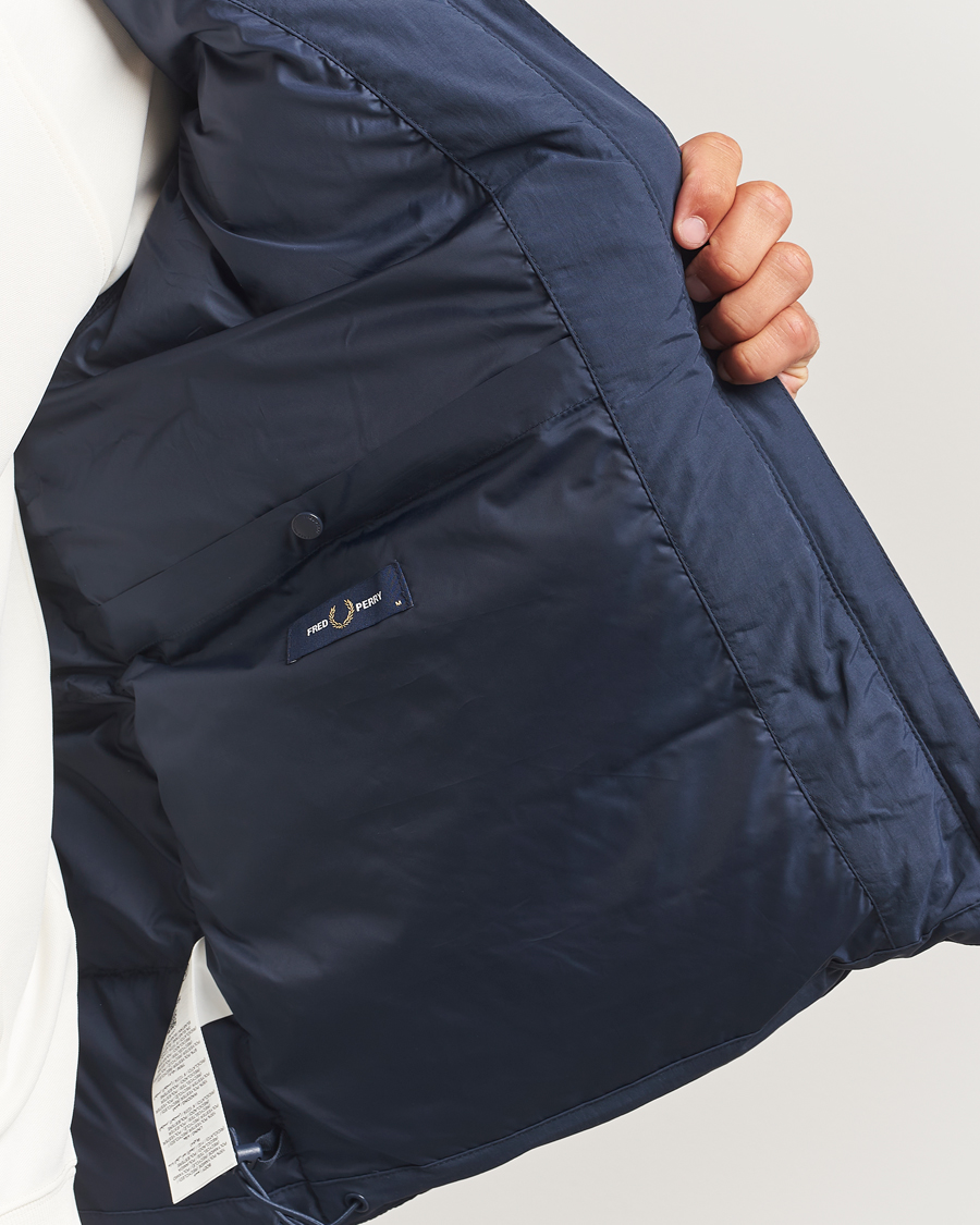 Mies | Takit | Fred Perry | Raglan Padded Down Jacket Dark Airforce