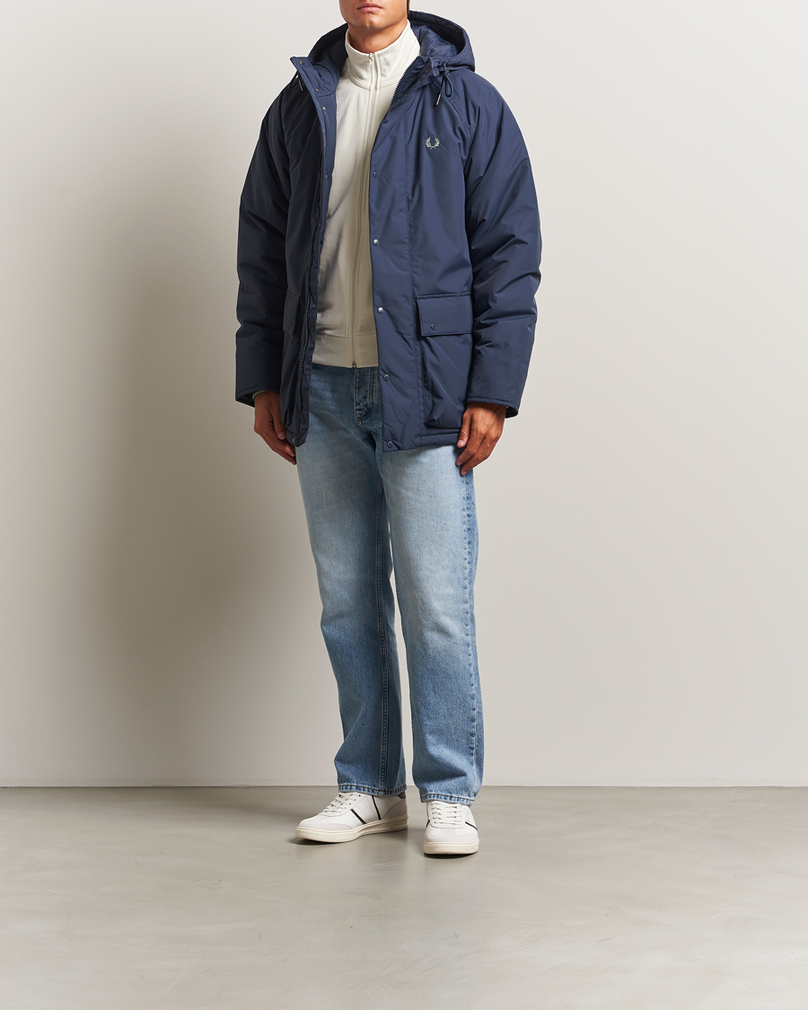 Mies | Takit | Fred Perry | Stockport Padded Hooded Jacket Dark Airforce