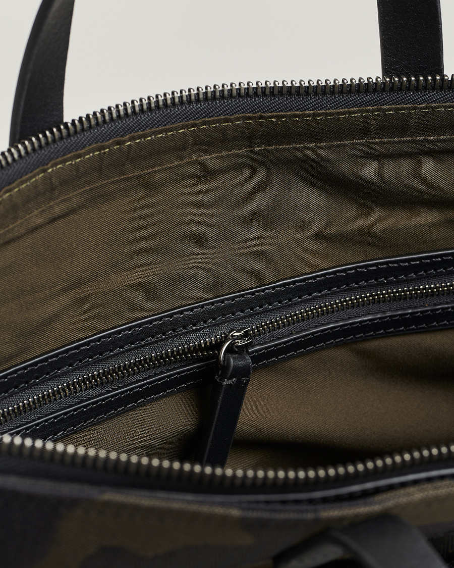 Mies | Laukut | Mismo | M/S Helmet Tote Bag Into The Deep/Black