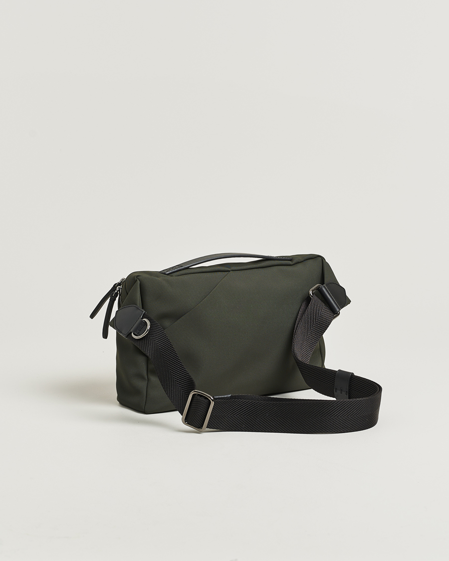 Mies | Laukut | Mismo | M/S Passage Sling Bag Shelter Green/Black