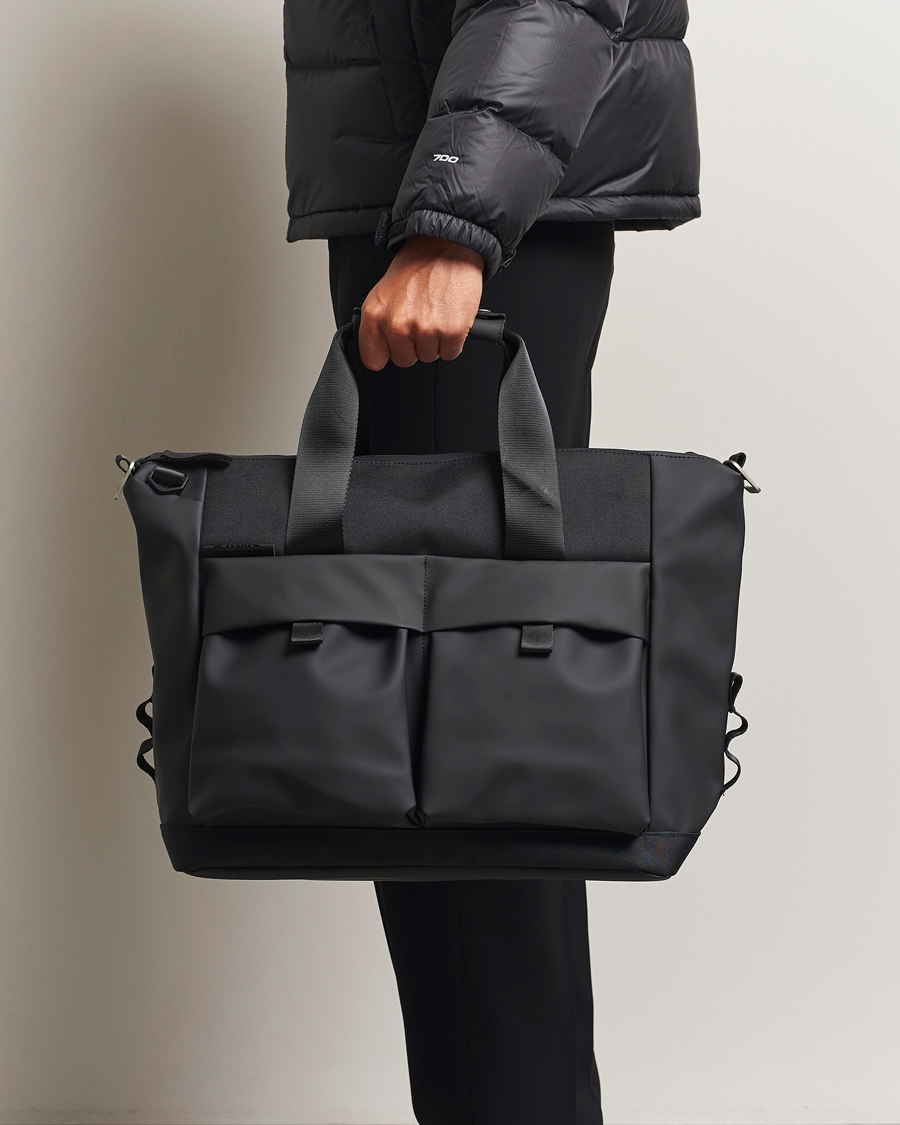 Mies | Laukut | RAINS | RAINSOtaru Small WeekendbagBlack