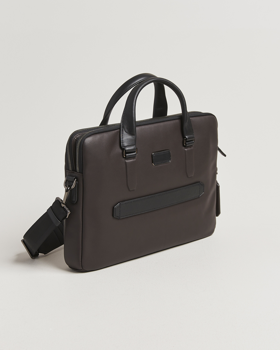 Mies | Laukut | TUMI | Harrison Sycamore Slim Brief Espresso Brown