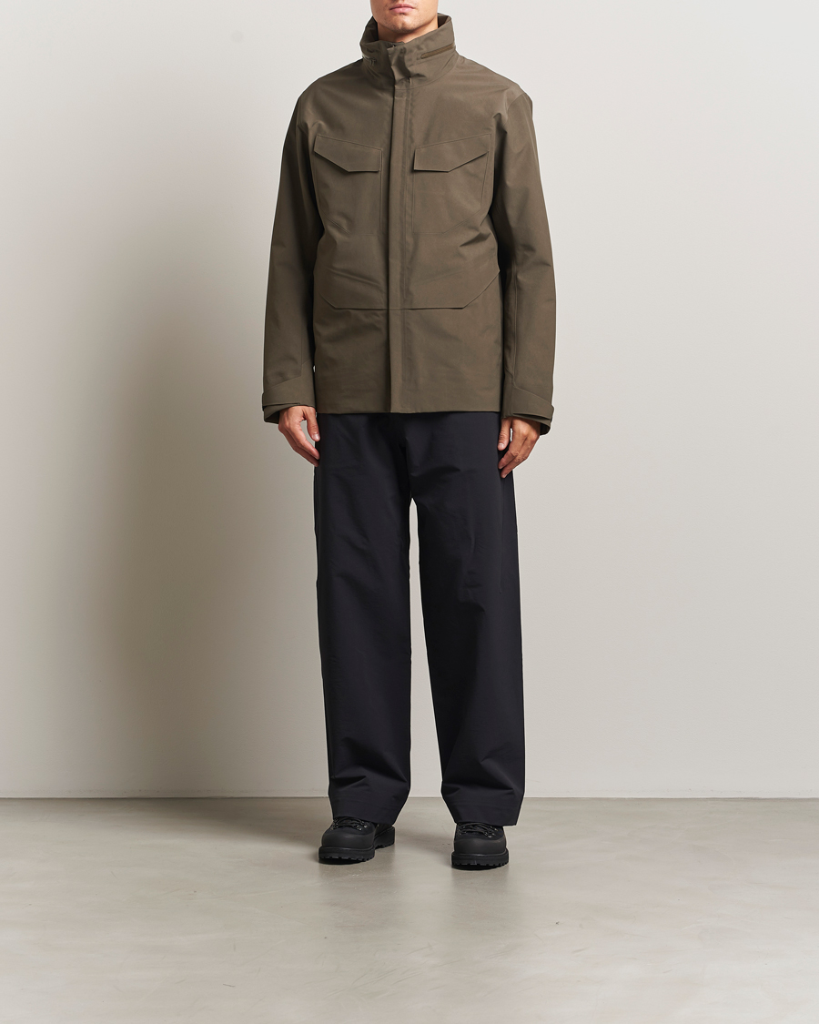 Mies | Housut | Arc'teryx Veilance | Corbell Softshell Pants Black