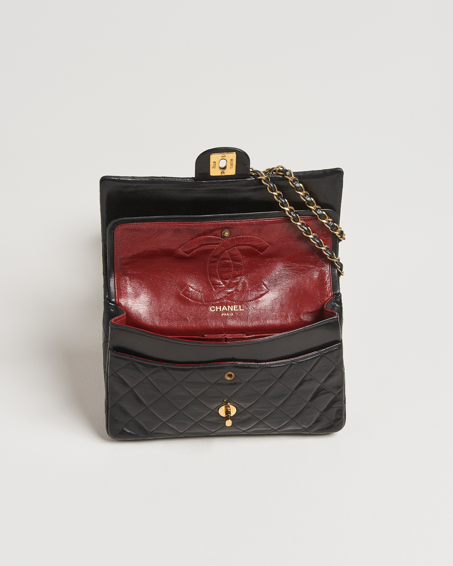 Mies | Chanel Pre-Owned Classic Double Flap Medium Lambskin Black | Chanel Pre-Owned | Classic Double Flap Medium Lambskin Black