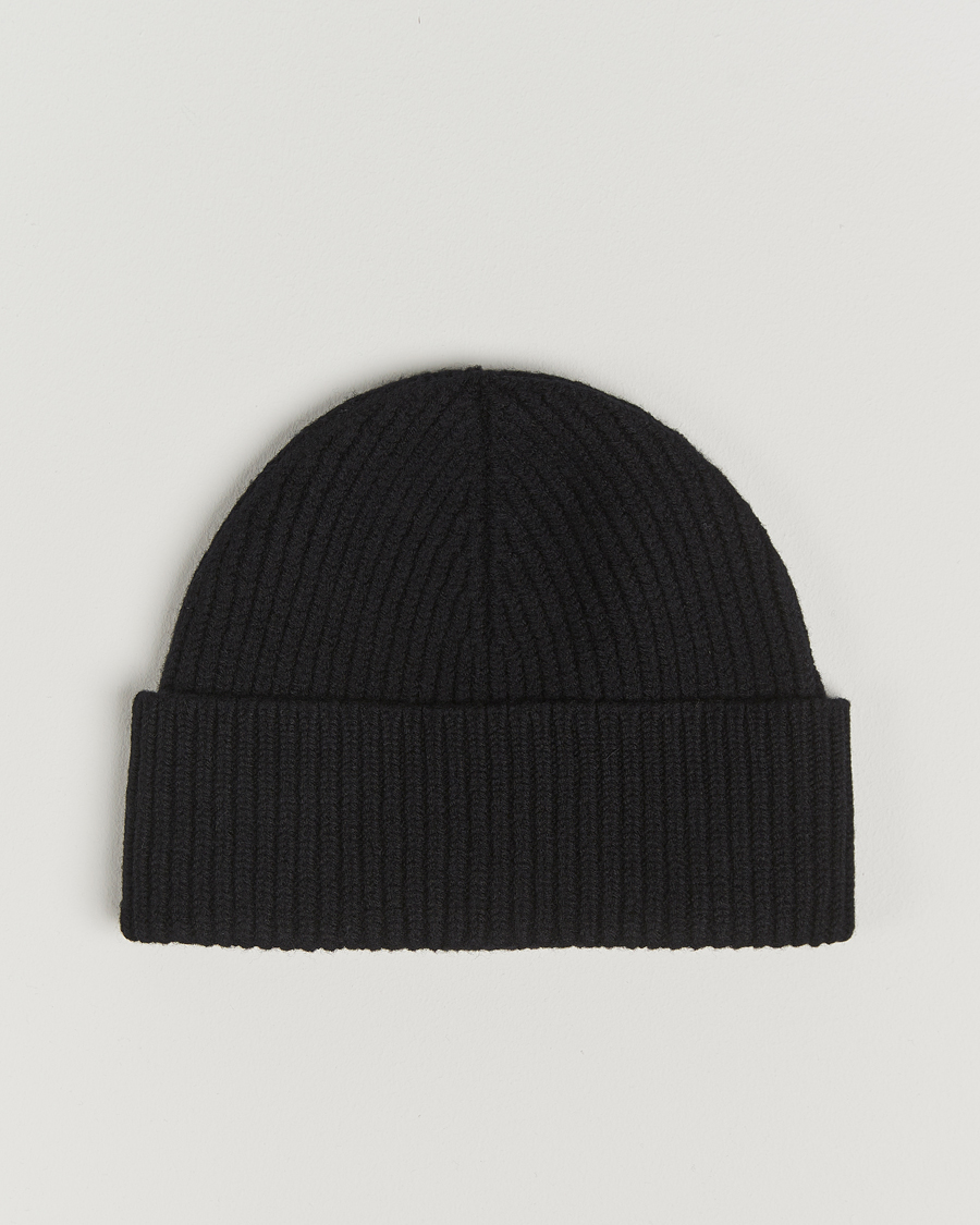 Mies | AMI Heart Logo Beanie Black | AMI | Heart Logo Beanie Black