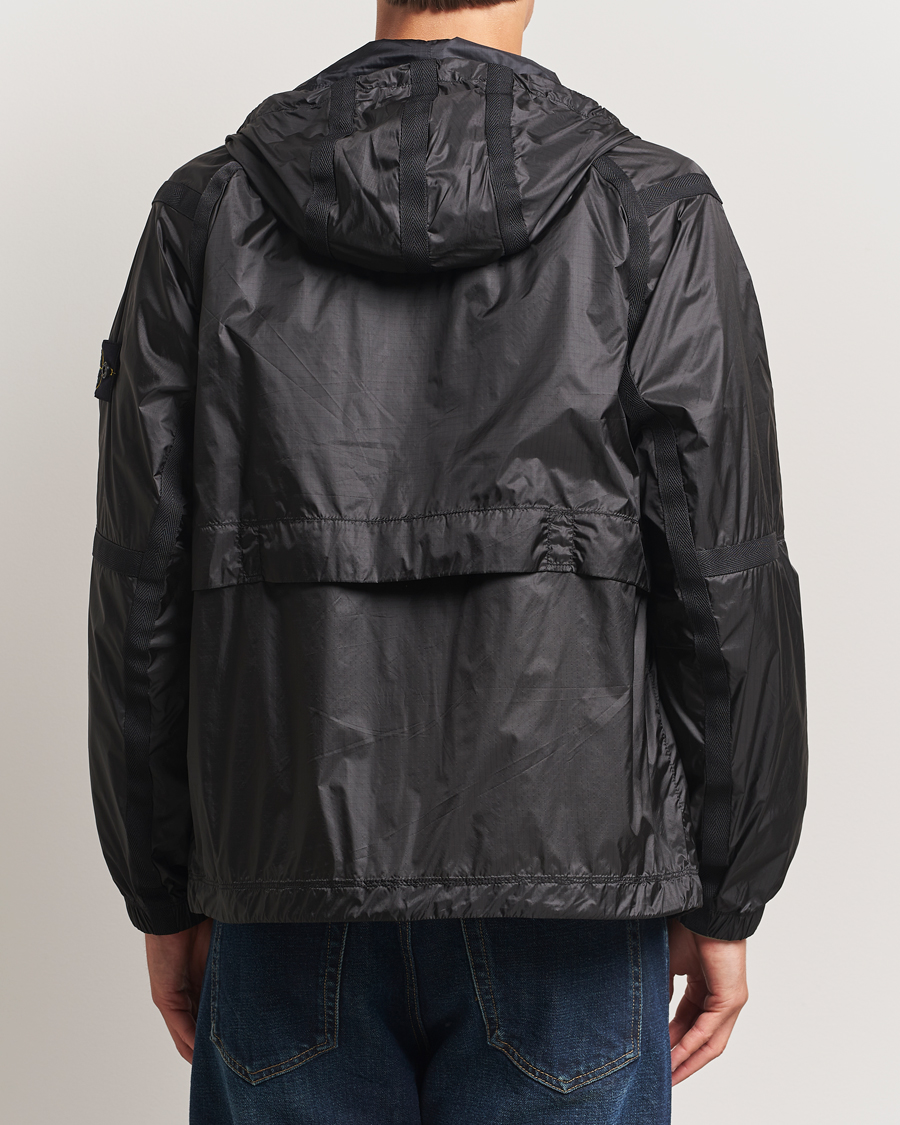 Mies | Takit | Stone Island | Lightweight Ripstop Jacket Lead Grey