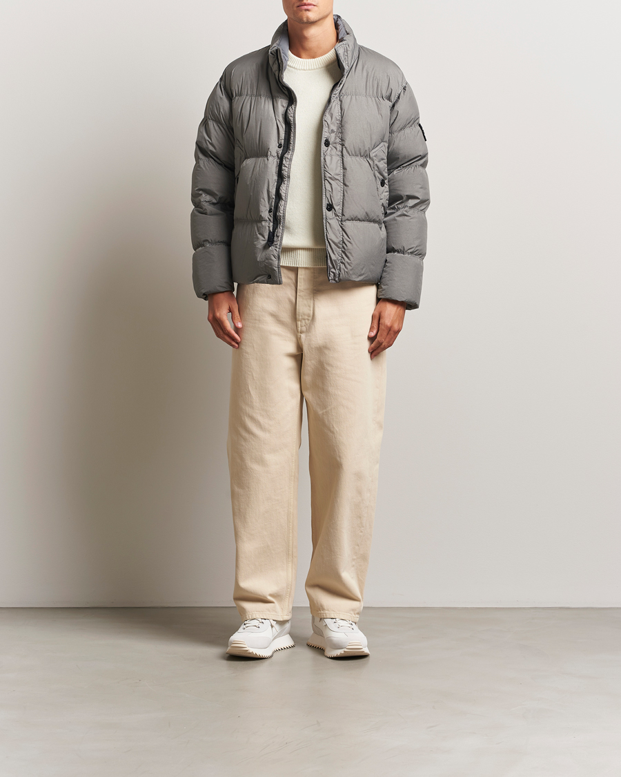 Mies | Takit | Stone Island | Crinkle Reps Down Jacket Cement