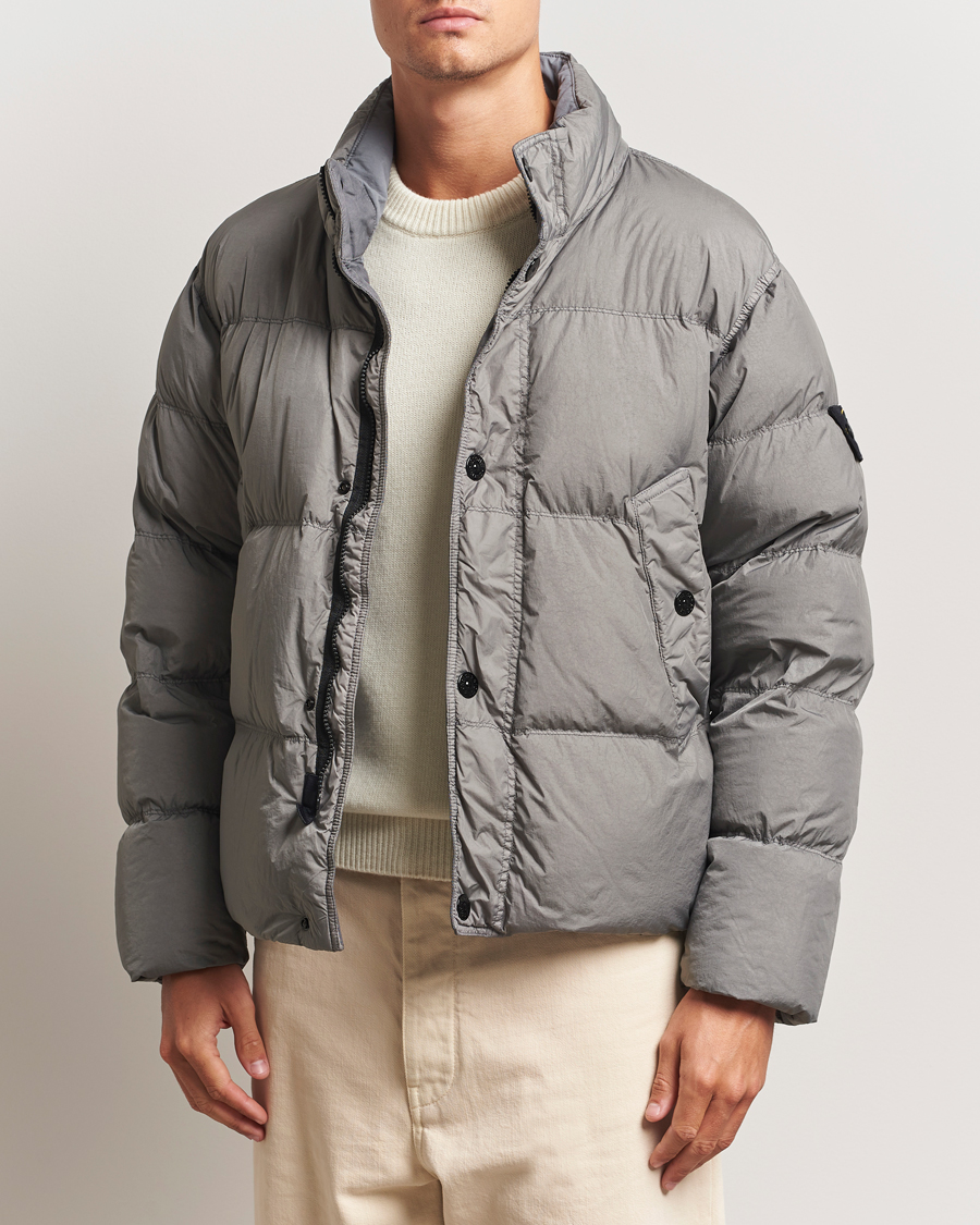 Mies | Takit | Stone Island | Crinkle Reps Down Jacket Cement