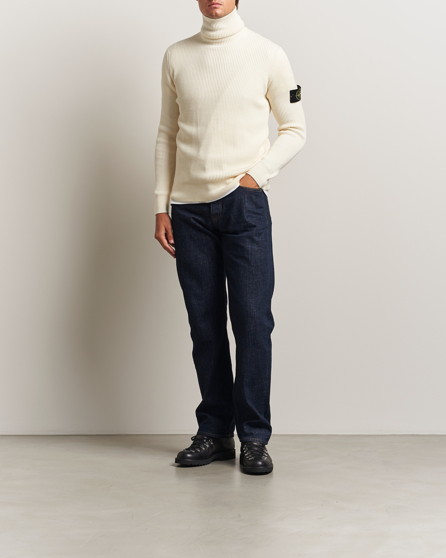 Mies | Puserot | Stone Island | Full Rib Wool Turtleneck Ivory