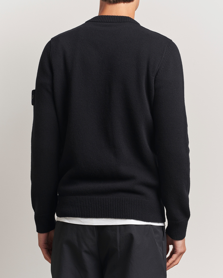 Mies | Puserot | Stone Island | Knitted Lambswool V-Neck Black