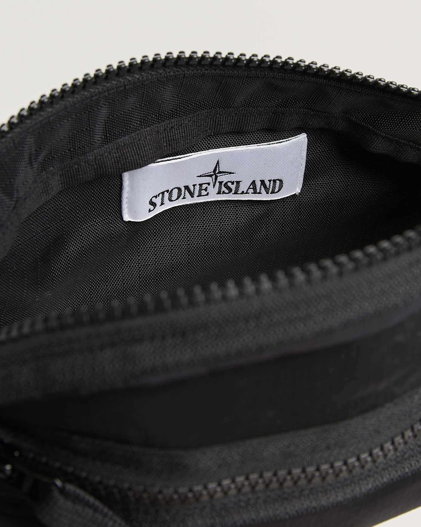Mies | Laukut | Stone Island | Nylon Metal Waist Pouch Black