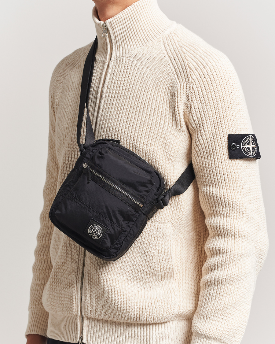 Mies | Laukut | Stone Island | Stone IslandNylon Metal Cross Body BagBlack