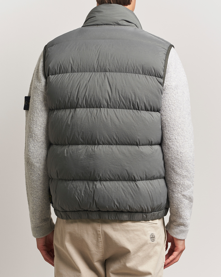 Mies | Takit | Stone Island | Seamless Tunnel Nylon Down Vest Cement