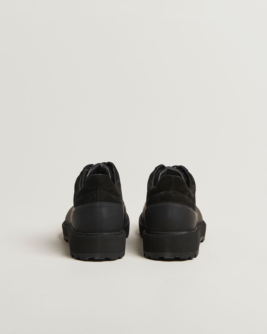 Mies | Tennarit | Stone Island | Low Top Suede Sneakers Black
