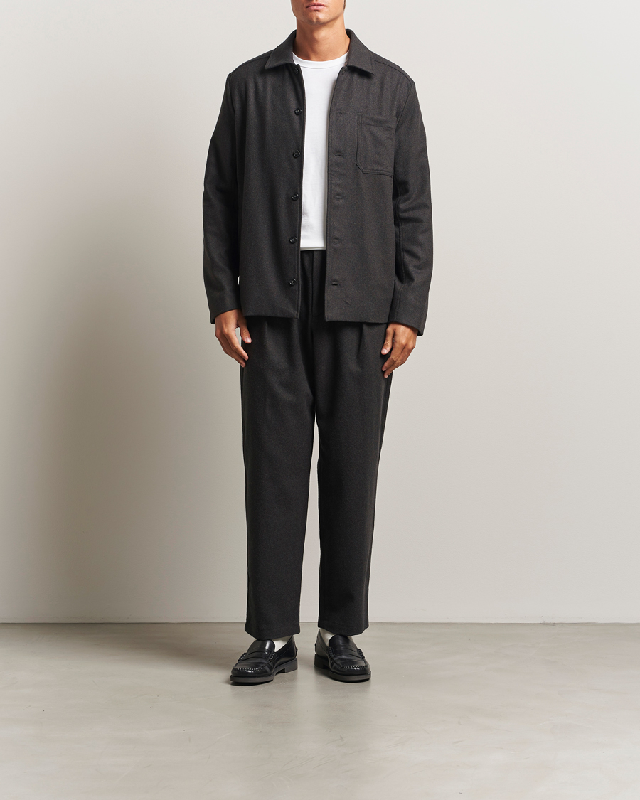 Mies | Housut | A.P.C. | Renato Wool Flannel Trousers Dark Brown