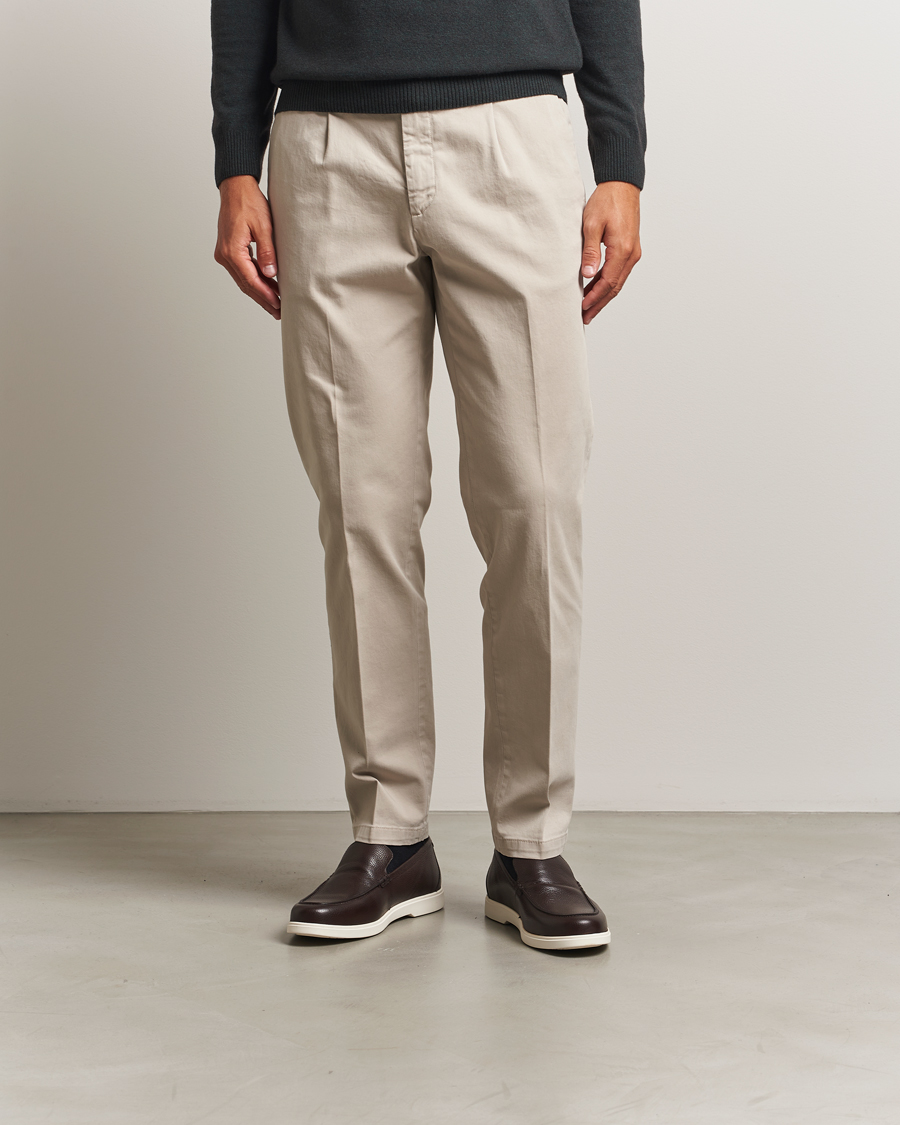 Mies | Loaferit | Loake Lifestyle | Loake 1880 Tuscany Grained Leather Loafers Dark Brown