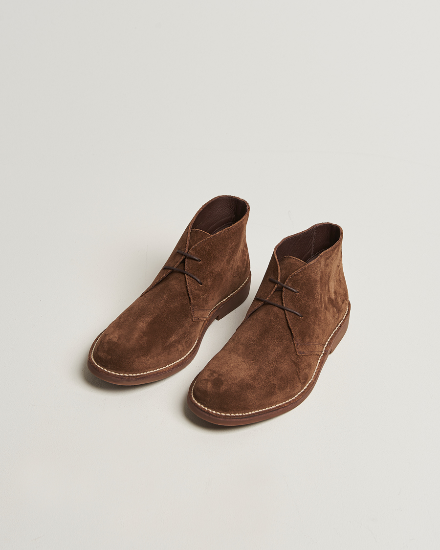 Mies | Nilkkurit | Loake Shoemakers | Sahara Suede Chukka Dark Brown