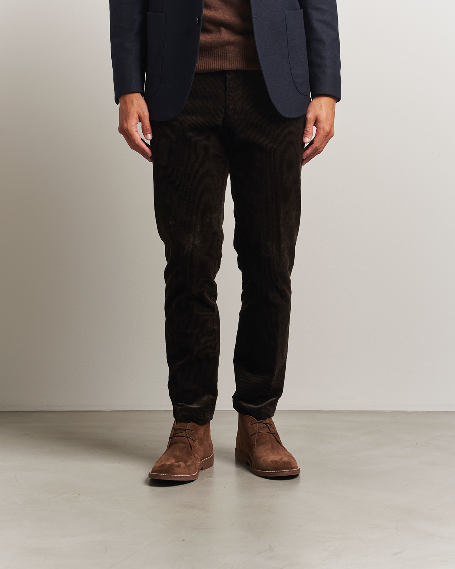 Mies | Nilkkurit | Loake Shoemakers | Sahara Suede Chukka Dark Brown