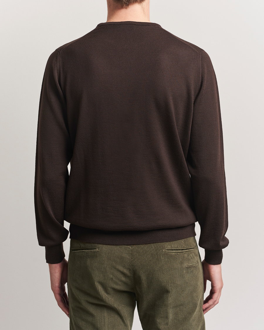 Mies | Puserot | Morgano | Extra Fine Merino Wool Crewneck Dark Brown