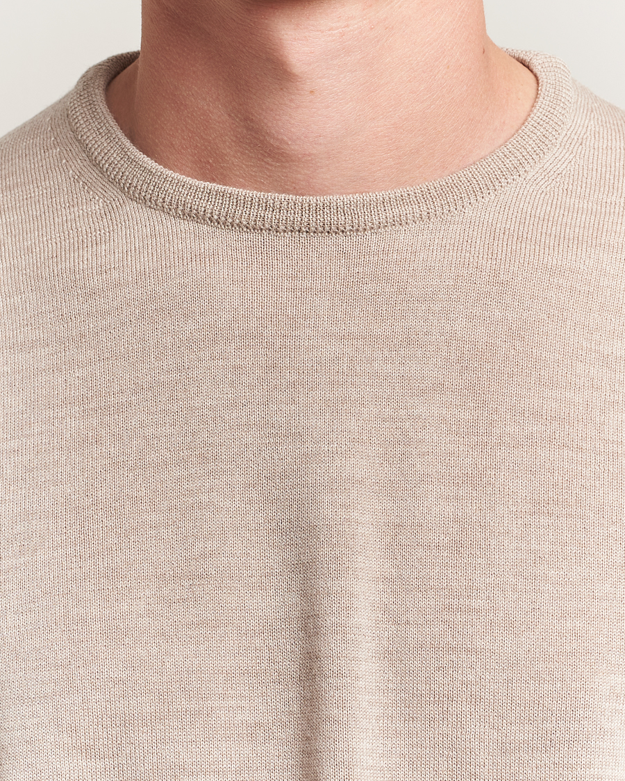Mies | Puserot | Morgano | Extra Fine Merino Wool Crewneck Beige