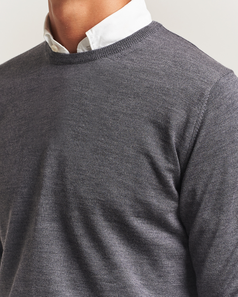 Mies | Puserot | Morgano | Extra Fine Merino Wool Crewneck Mid Grey