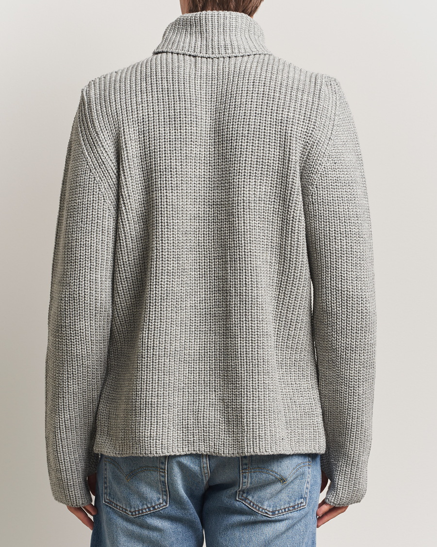 Mies | Puserot | Peregrine | Wilkinson Knitted Merino Rollneck Light Grey