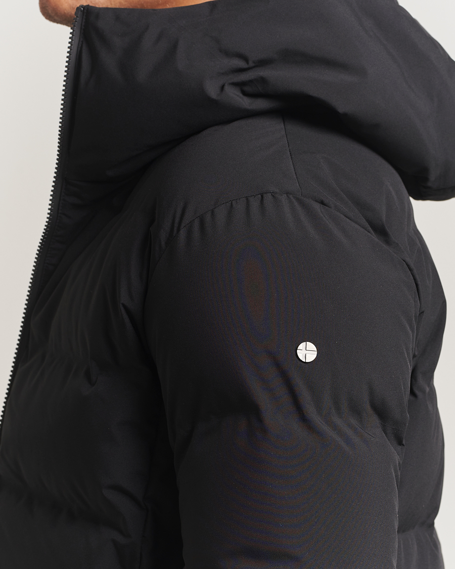 Mies | Takit | Scandinavian Edition | Torrent II Hooded Puffer Jacket Onyx