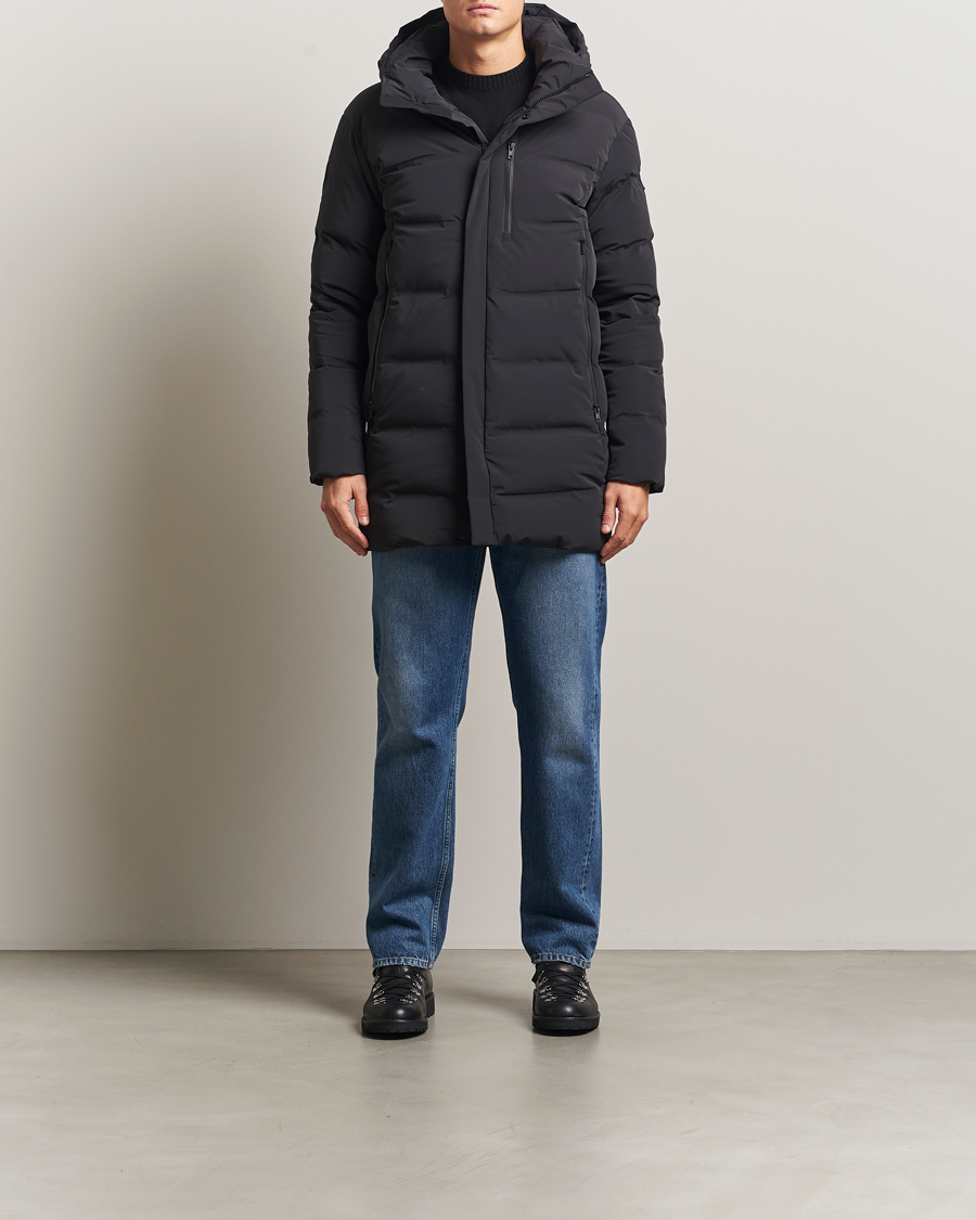 Mies | Takit | Scandinavian Edition | Radian II Apex Hooded Parka Graphite