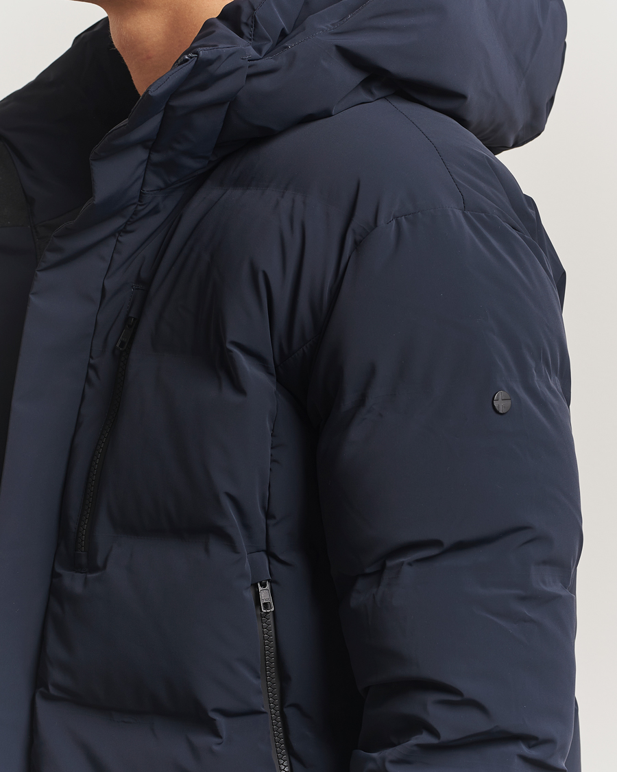 Mies | Takit | Scandinavian Edition | Radian II Apex Hooded Parka Navy