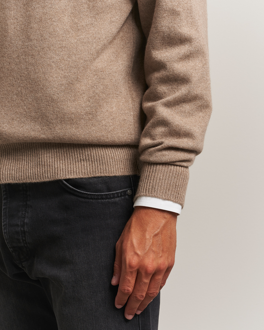 Mies | Puserot | William Lockie | Melrose Cashmere Crew Neck Dark Natural
