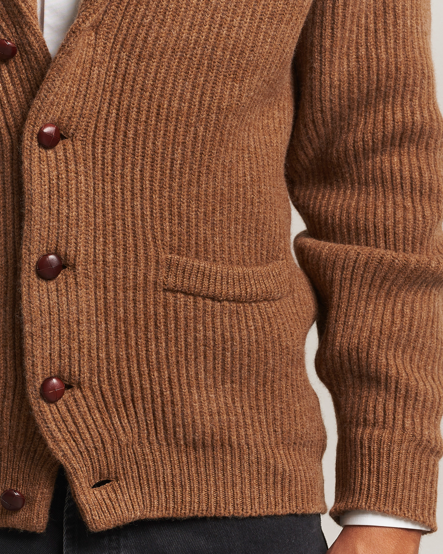 Mies | Puserot | William Lockie | Windsor Geelong Lambswool Shawl Cardigan Brown