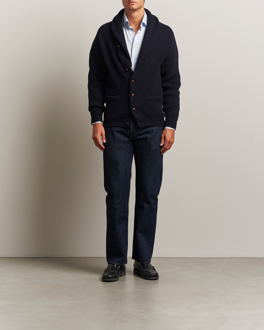 Mies | Puserot | William Lockie | Windsor Geelong Lambswool Shawl Cardigan Navy