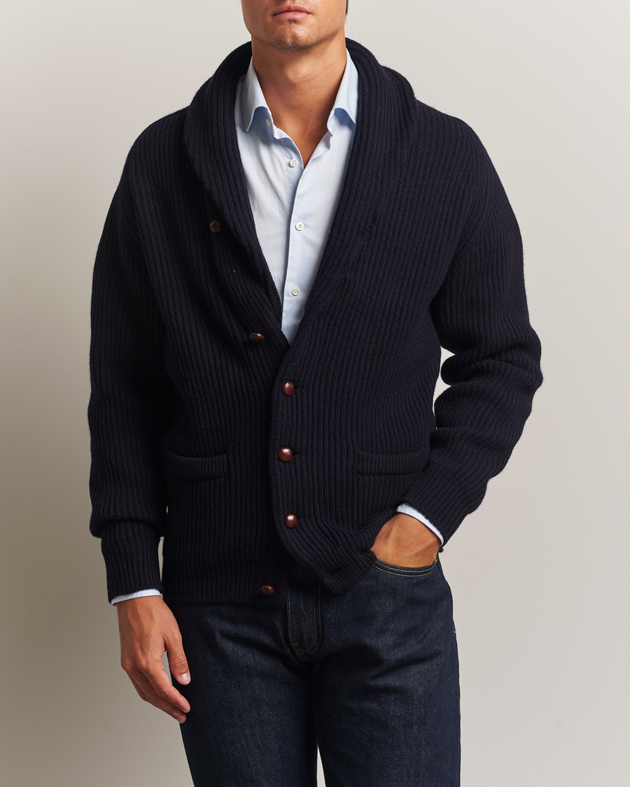 Mies | Puserot | William Lockie | Windsor Geelong Lambswool Shawl Cardigan Navy