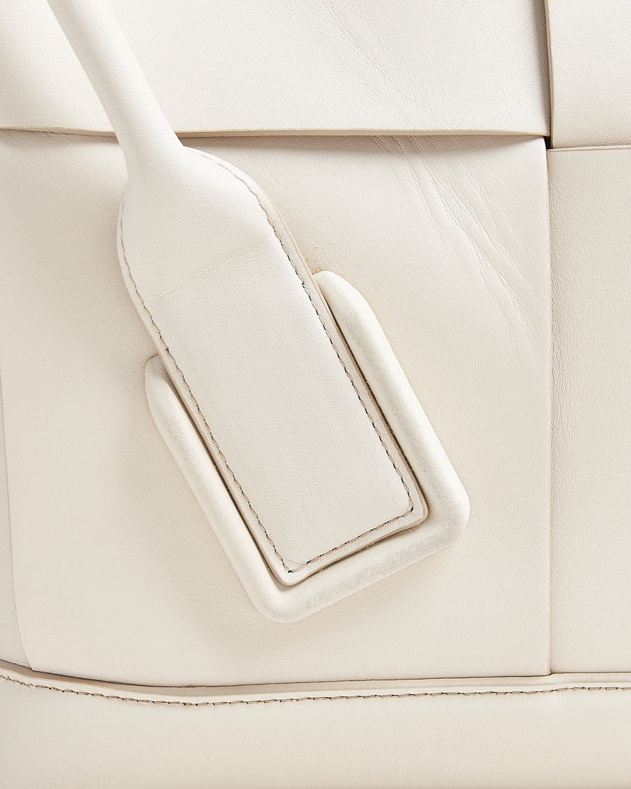 Mies | Bottega Veneta Pre-Owned Intrecciato Arco Small White | Bottega Veneta Pre-Owned | Intrecciato Arco Small White