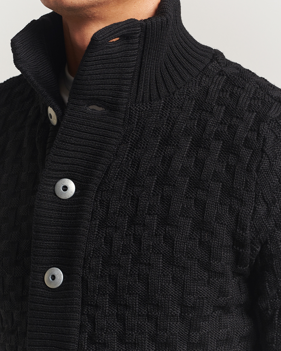 Mies | Puserot | S.N.S. Herning | Stark Wool Cable Cardigan Black