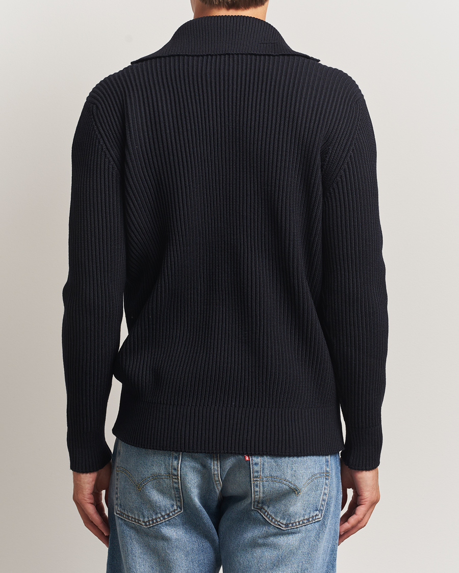Mies | Puserot | S.N.S. Herning | Fender Short Zip Navy Blue