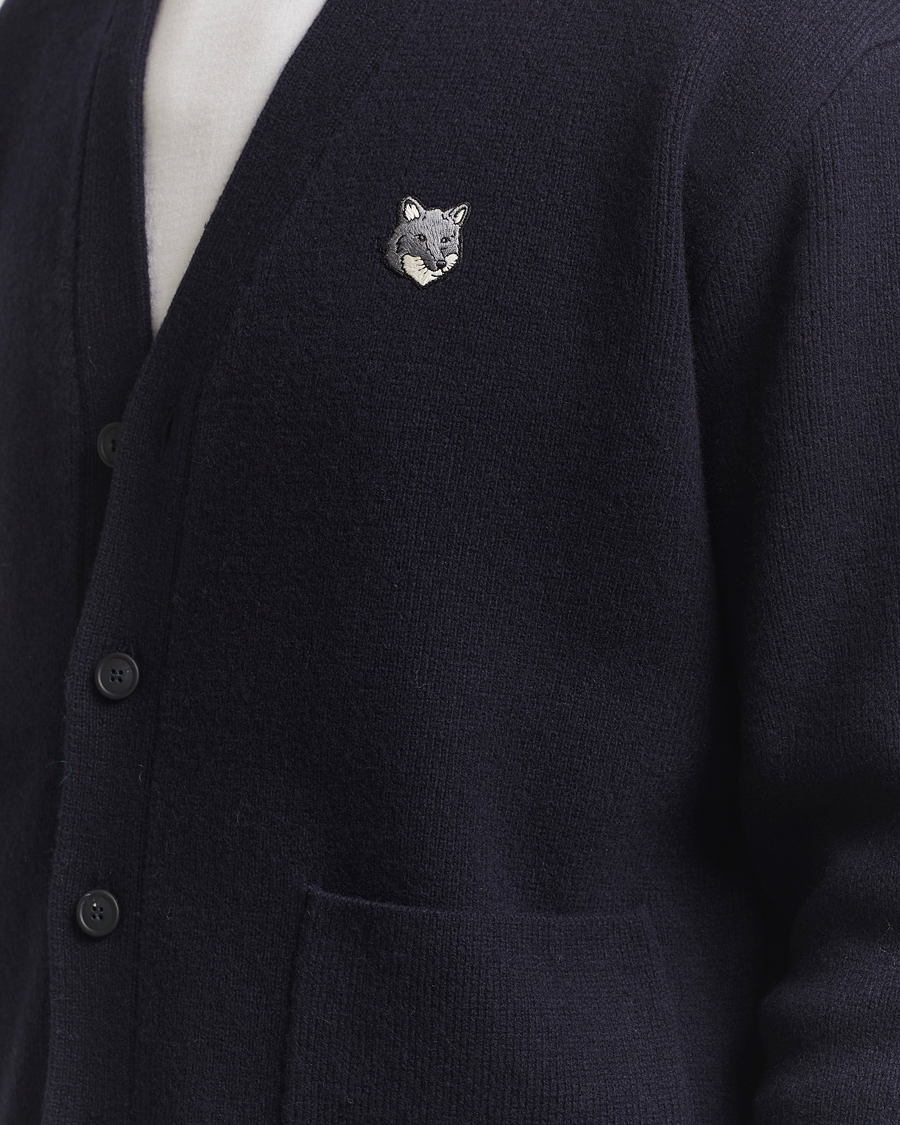 Mies | Puserot | Maison Kitsuné | Grey Fox Head Milano Lambswool Cardigan Classic Navy