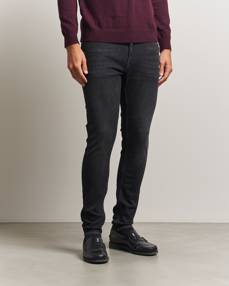 Mies | Housut | Tiger of Sweden | Evolve Jeans Washed Black