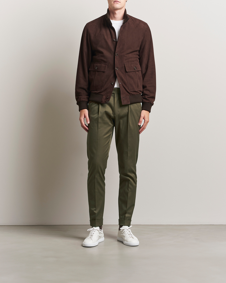 Mies | Housut | Tiger of Sweden | Tenuta Pleated Cotton Trousers Deep Olive