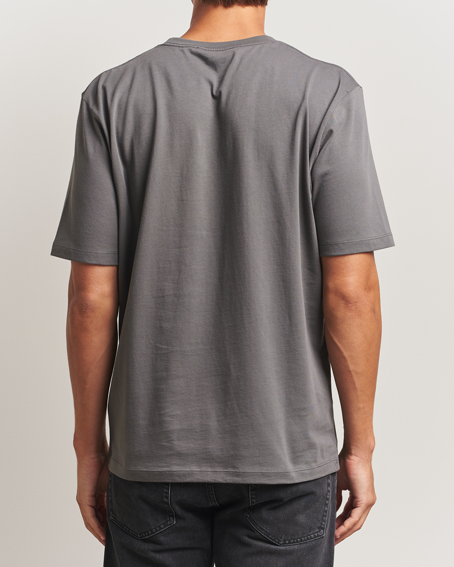 Mies | T-paidat | Tiger of Sweden | Pro Logo Crew Neck T-Shirt Silver